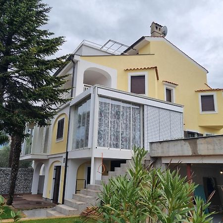 Maestral Apartments Malinska Εξωτερικό φωτογραφία
