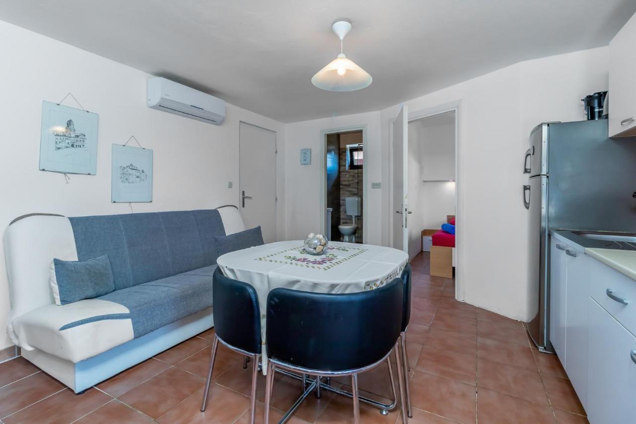 Maestral Apartments Malinska Εξωτερικό φωτογραφία